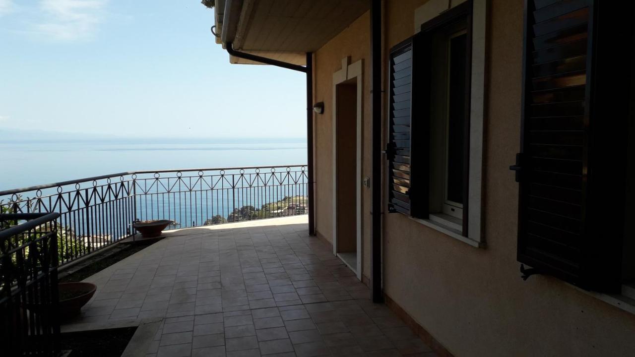 Appartamento Incantevole A Taormina - Casa Ninetta Екстериор снимка